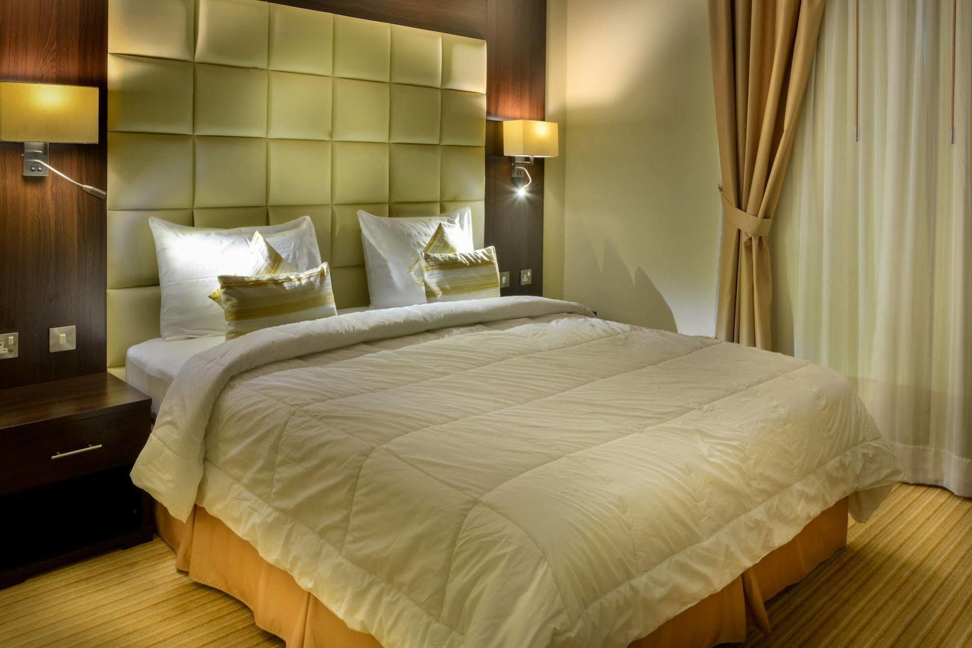 Golden Ocean Hotel Doha Exterior foto
