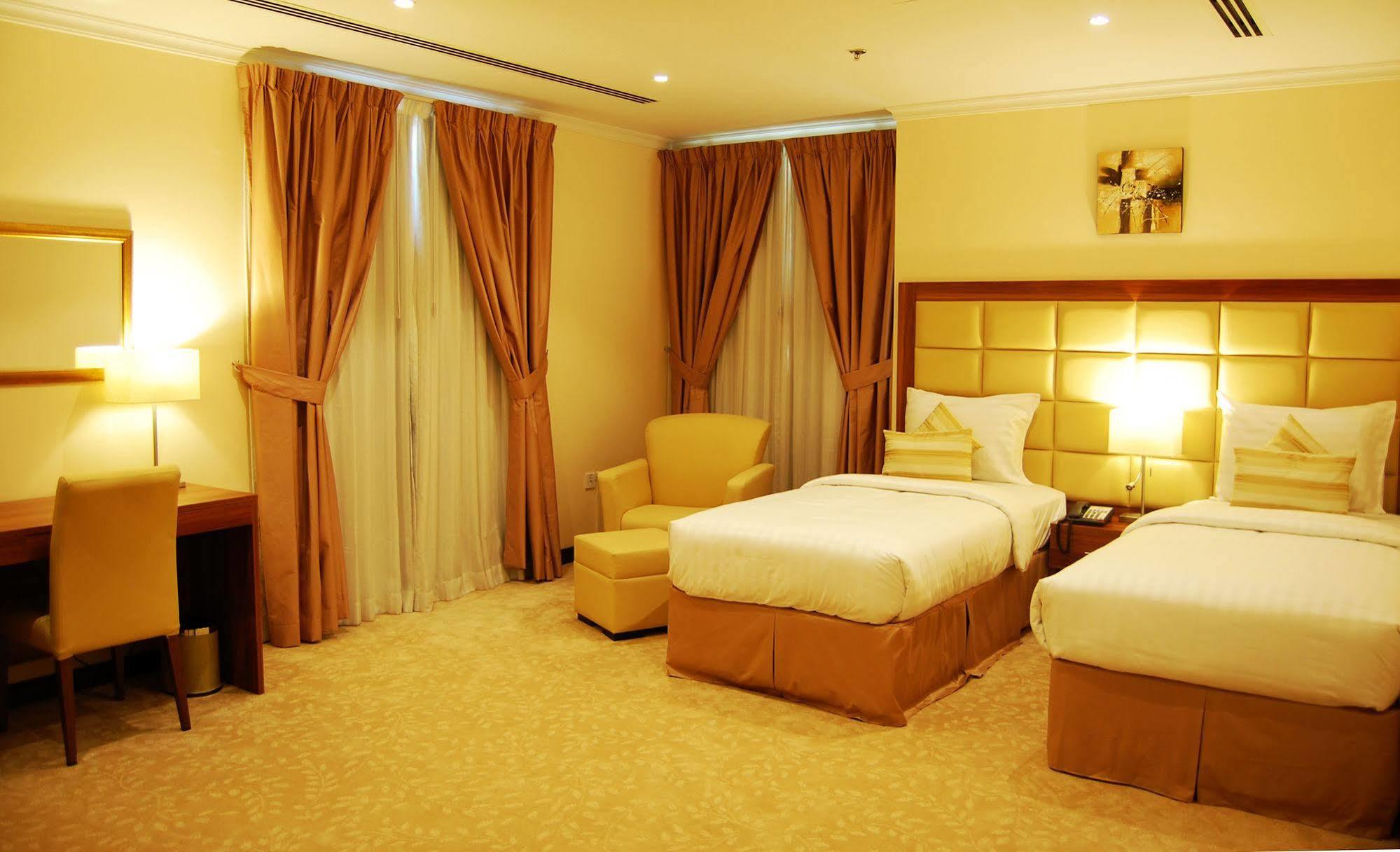Golden Ocean Hotel Doha Exterior foto